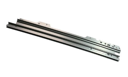 Vehicle roof rail